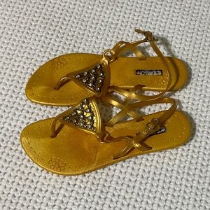 Waterproof RCK Bella women gold yellow Size 8 soft sole sandals Beach Pool Boat